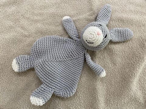 Häkelanleitung - Schmusetuch "Hase"