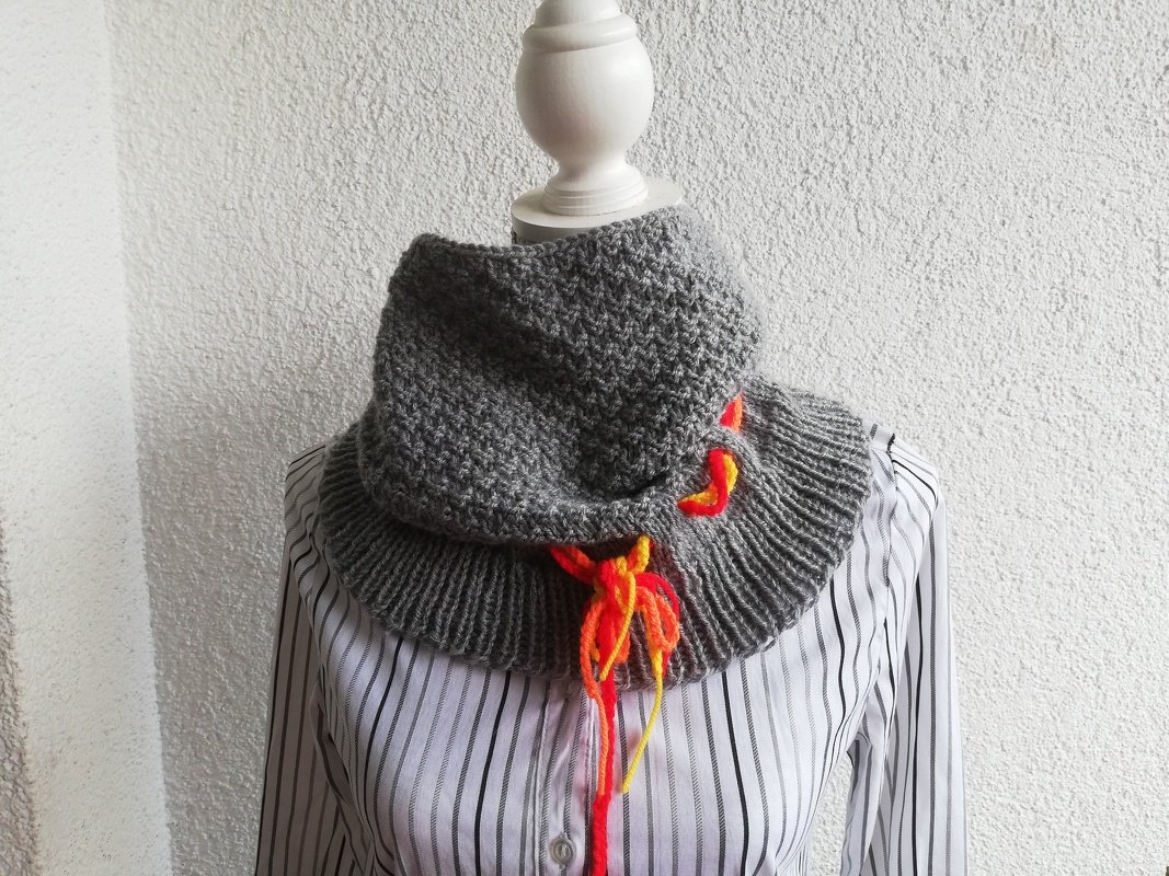 Strickanleitung Loop mit Bändchen