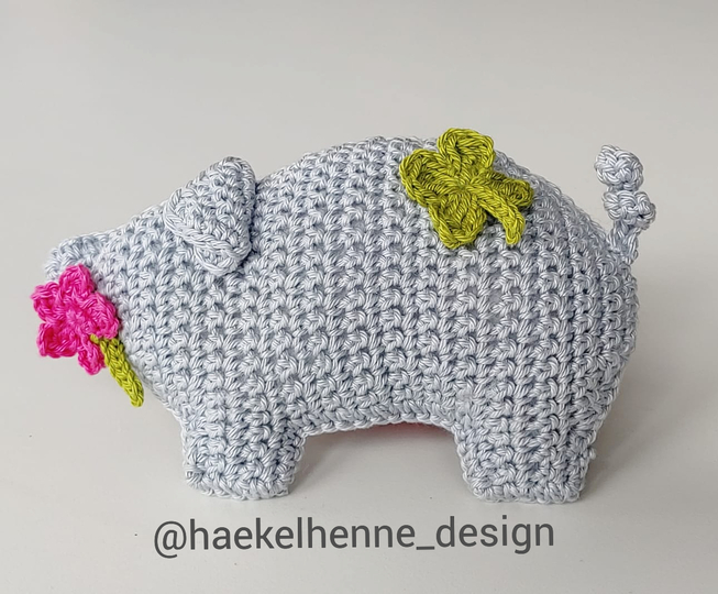 Glücksschweinchen mit Kleeblatt Häkelanleitung