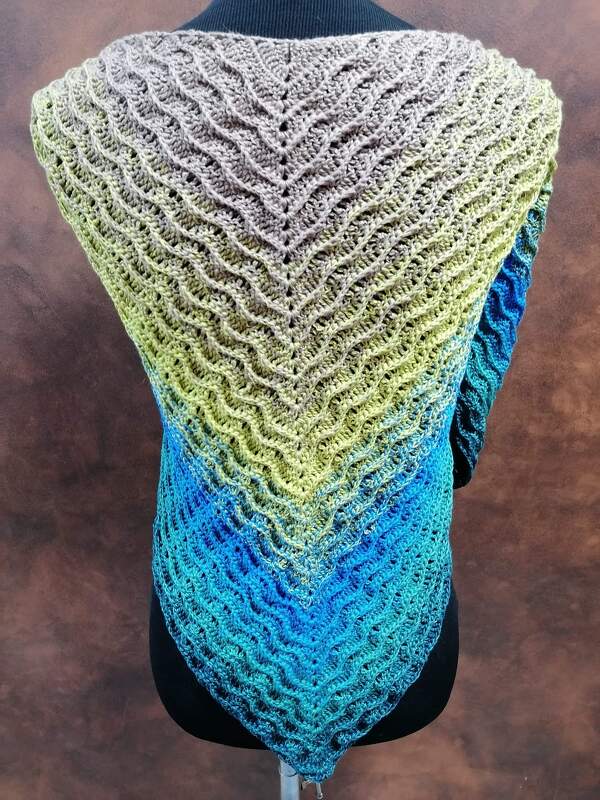 Tuch Bettina häkeln Häkeltuch Dreiecktuch Schultertuch - Bild 3