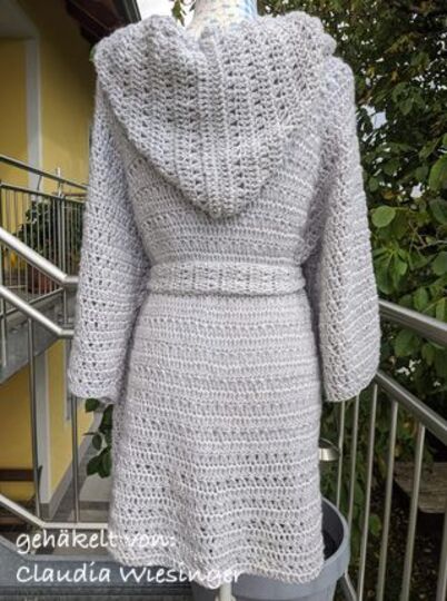 Anleitung: "voll schräge Jacke  mit Kapuze"