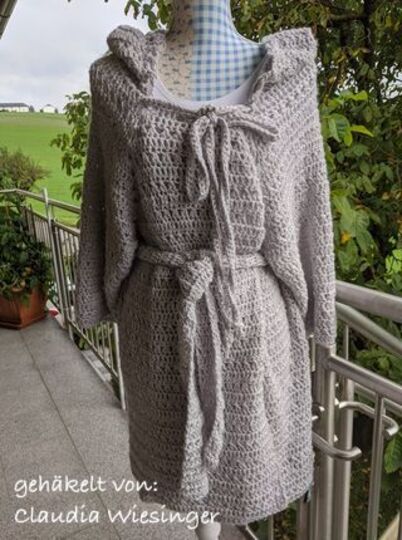 Anleitung: "voll schräge Jacke  mit Kapuze"