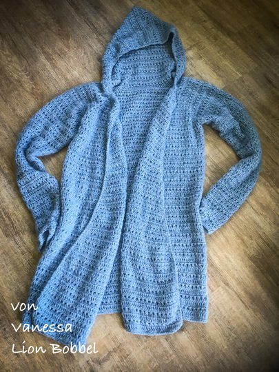 Anleitung: "voll schräge Jacke  mit Kapuze"