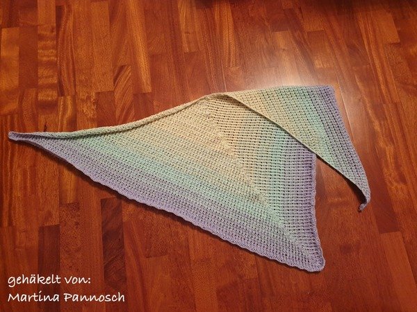 Anleitung: Dreieckstuch "Fluffy"