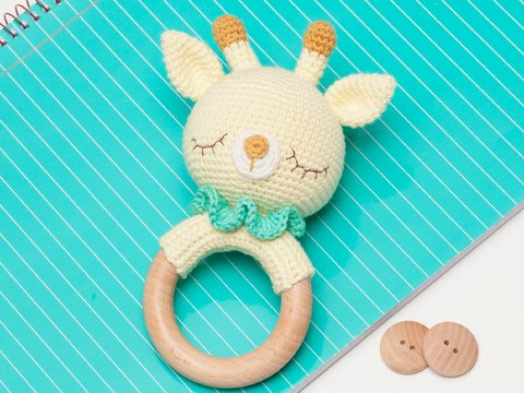 Giraffen Rassel Häkelanleitung