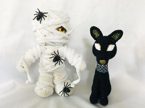 Gothigurumi - "Manfred Mumie"