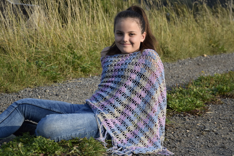 + TIMEA + Easy Poncho für alle Größen häkeln, viele Tragevarianten