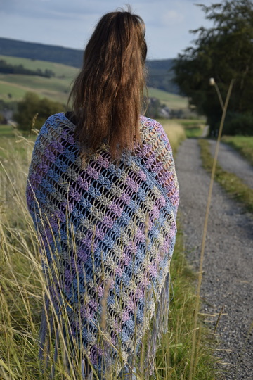 + TIMEA + Easy Poncho für alle Größen häkeln, viele Tragevarianten