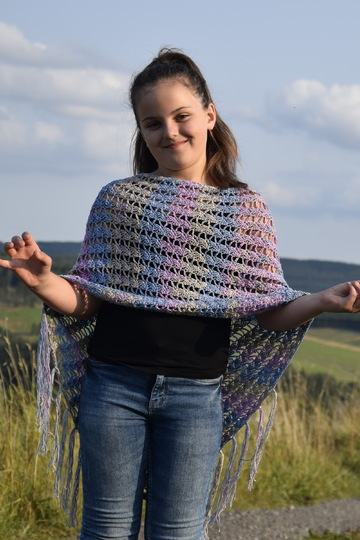 + TIMEA + Easy Poncho für alle Größen häkeln, viele Tragevarianten