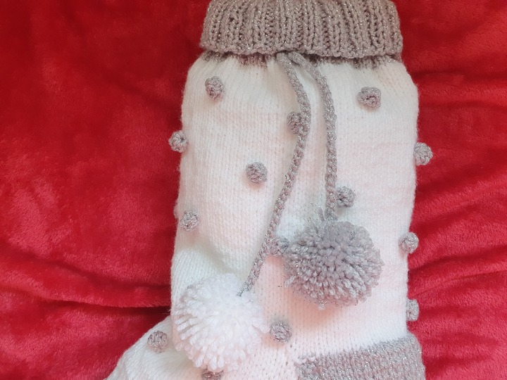 Strickanleitung Weihnachtssocke mit Schneeflocken 50 cm lang.