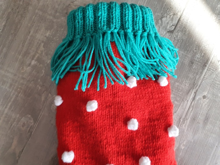 Strickanleitung Weihnachtssocke mit Schneeflocken 50 cm lang.