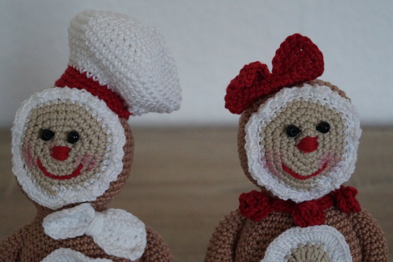 Lebkuchenpärchen Lotte und Lollo, Kantenhocker Häkelanleitung in deutsch