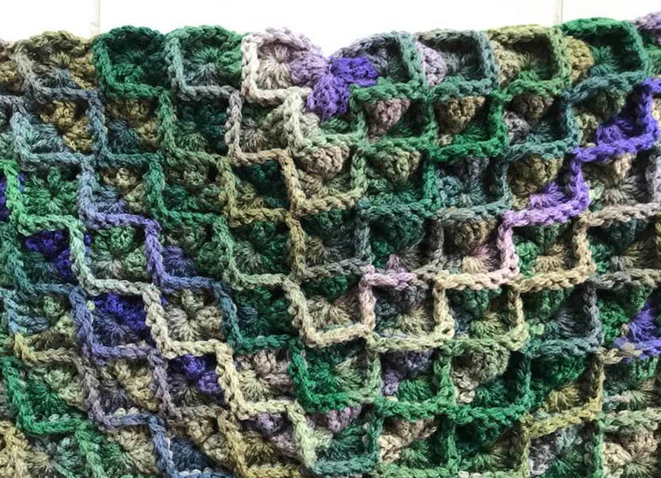 winterliches DreiecksTUCH "KUBIKUSS"