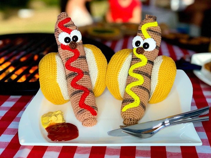 Lustige Bratwurst - Häkelanleitung