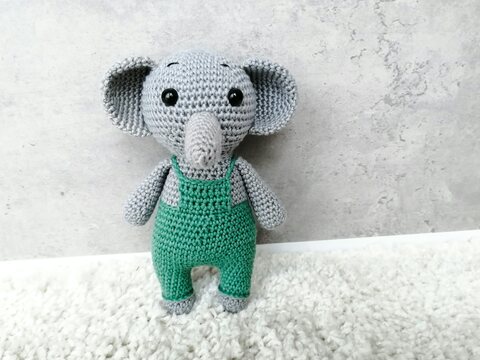 Häkelanleitung kleiner Elefant, Amigurumi, Elefant häkeln