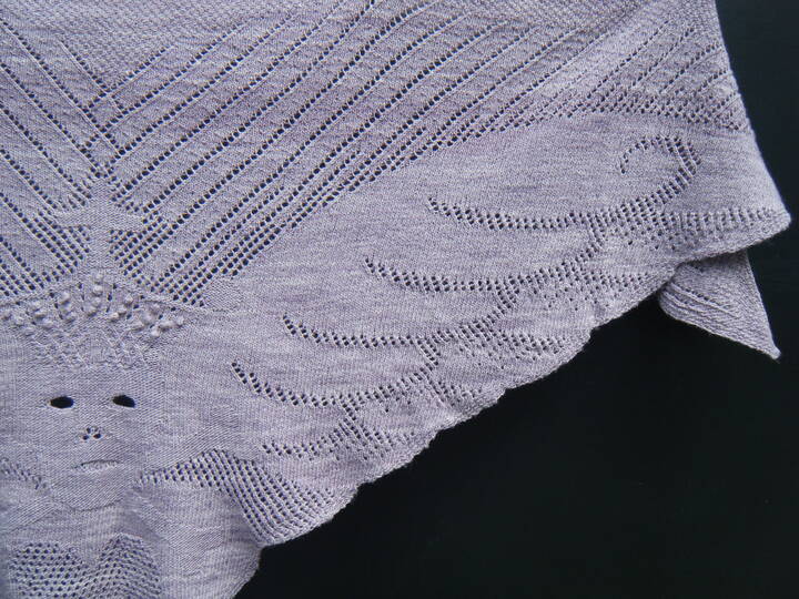 Knitting Pattern Trianglescarf "gothic"