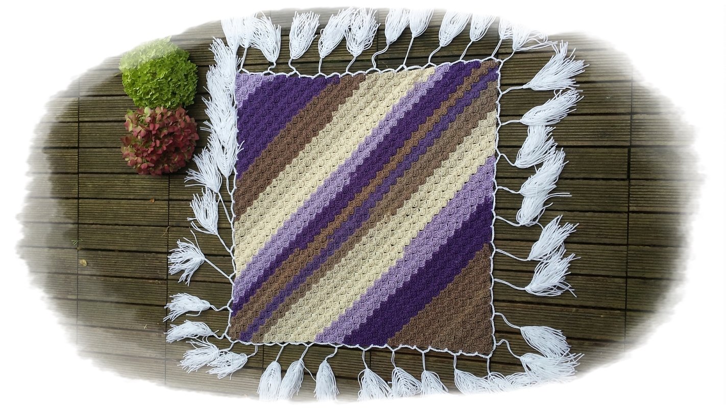 Anleitung Sitzdecke "Romantic Feathers" - Bild 2