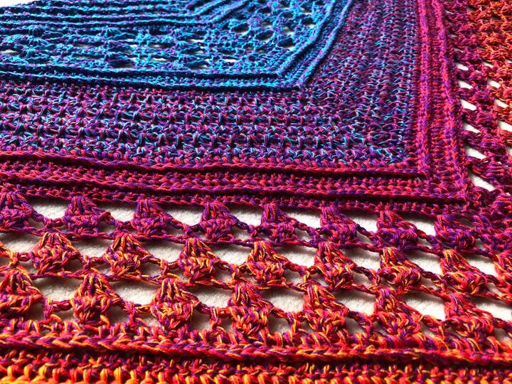 Häkelanleitung flaches Dreieckstuch "Meeresgruß"