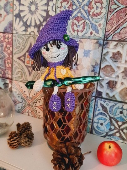 Kleine Hexe Walburga häkeln