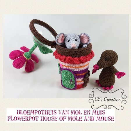 Flowerpot House of Mole and Mouse, Amigurumi Crochet Pattern
