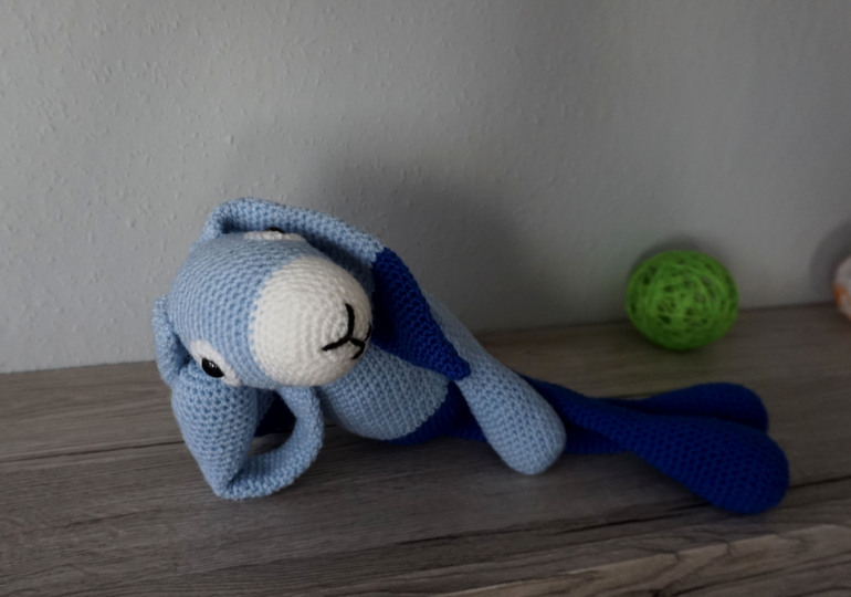 Amigurumi Häkelanleitung Schlenkerhase Hector 