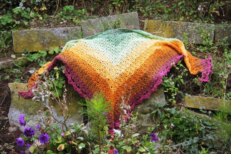 Zimbabwe Häkeltuch mit Knopf Anleitung