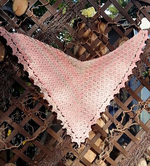 Zimbabwe Häkeltuch mit Knopf Anleitung