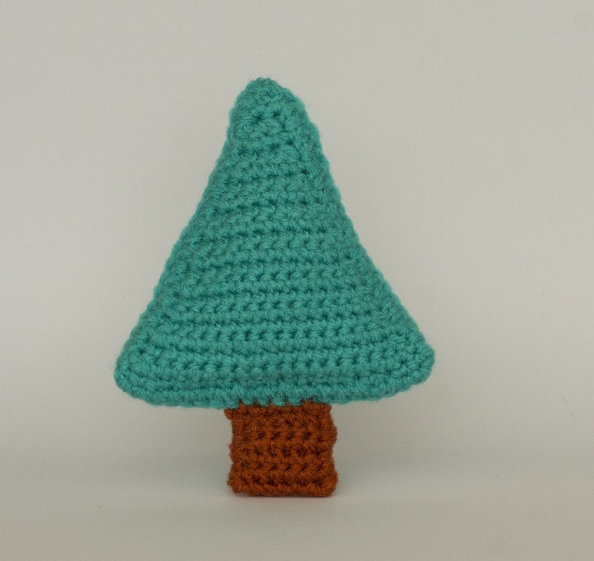 Crochet Pattern Dog Toy "X-Mas Tree" (extra flat for very small dogs) - Image 3
