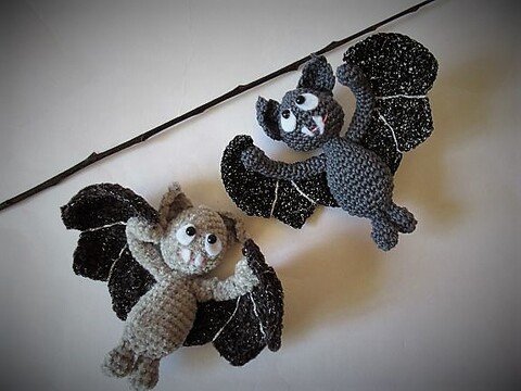 Häkelanleitung Fledermäuse Ferdi und Gerdi