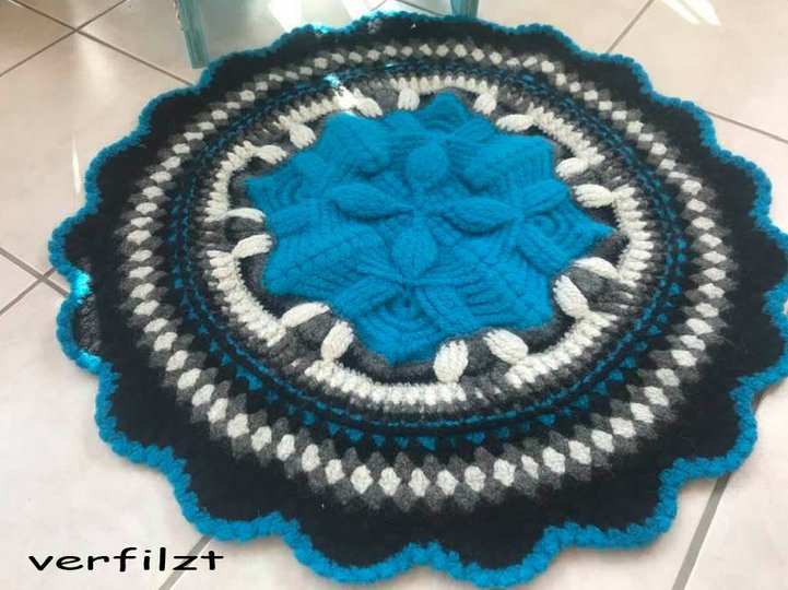 Runder Teppich Reliefstern