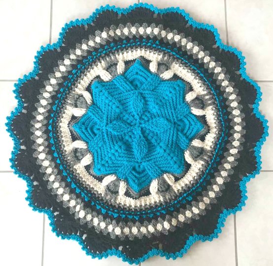 Runder Teppich Reliefstern