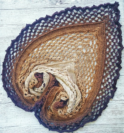 Pattern Kementári Shawl
