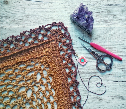 Pattern Kementári Shawl
