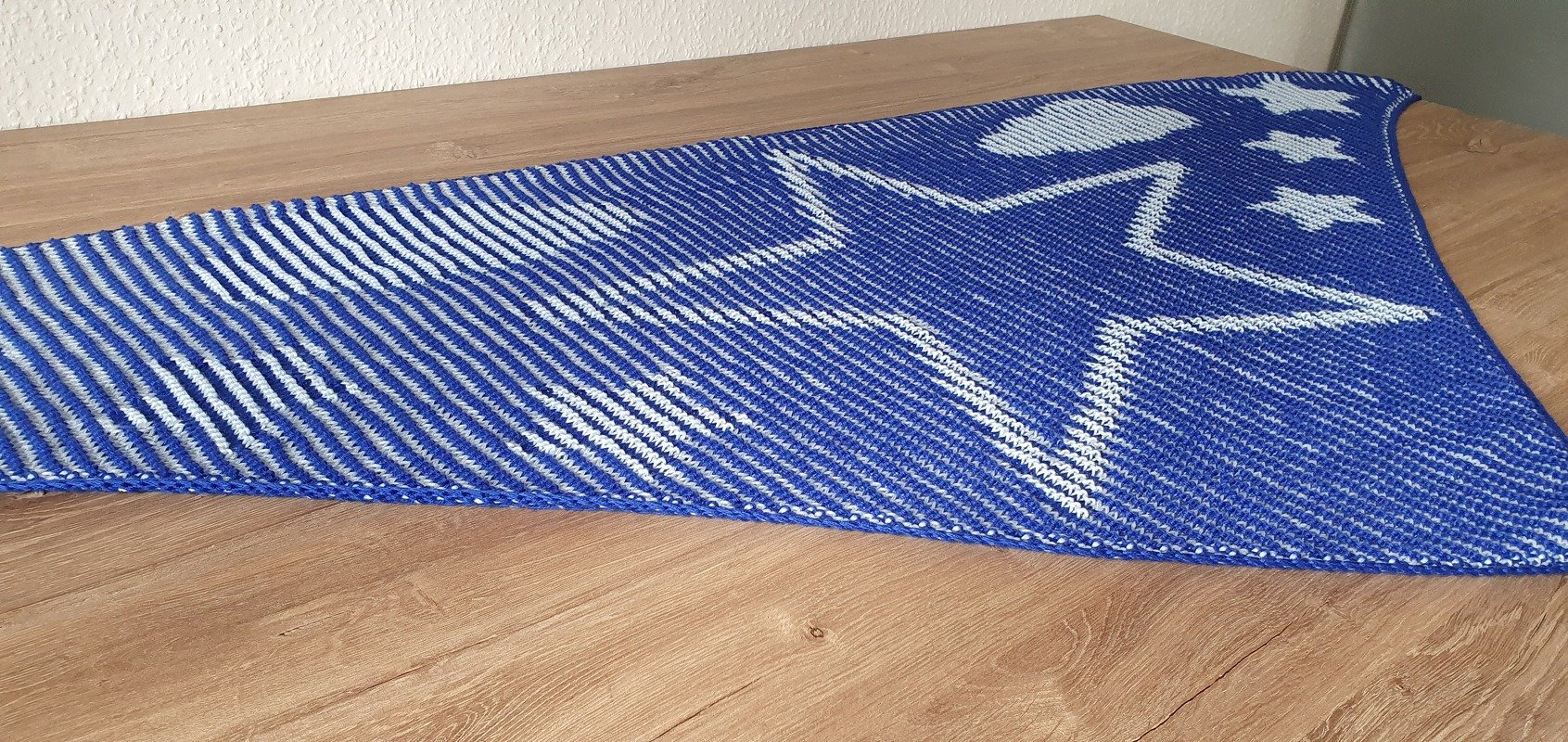 Stars and Clouds, Shadow Knitting, Illusion Knitting, Motif Shawl - Image 2