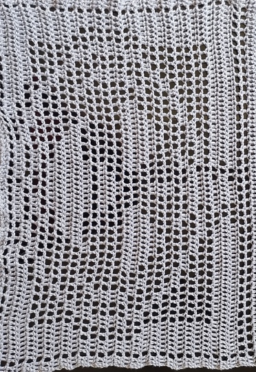 Anleitung Tischläufer Halloween Totenkopf