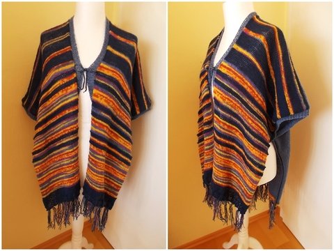 Poncho aus Sockenwolle mit Fransen - Universalgröße - Strickanleitung