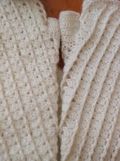 Fingerless Gloves and Infinity scarf. Crochet pattern