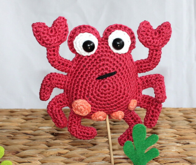 Crochet a Fish Mobile – six sea animals for the nursery (EN & DE)
