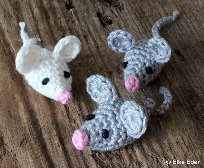 Mäusebande - mit Schal und Popomütze - Katzenspielzeug