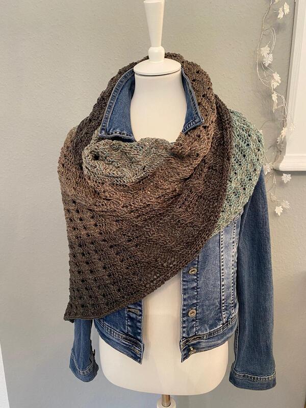 Häkelanleitung Tuch Vollverzopft