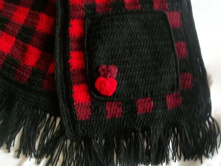 Pattern Hunter Plaid Shoulder Shawl