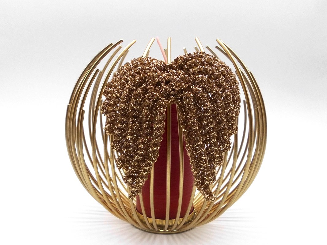 Guardian angel wings protection symbol and Christmas decoration - Image 2