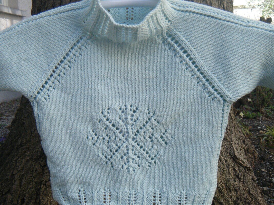 Knitting pattern kids jumper "snowflake"