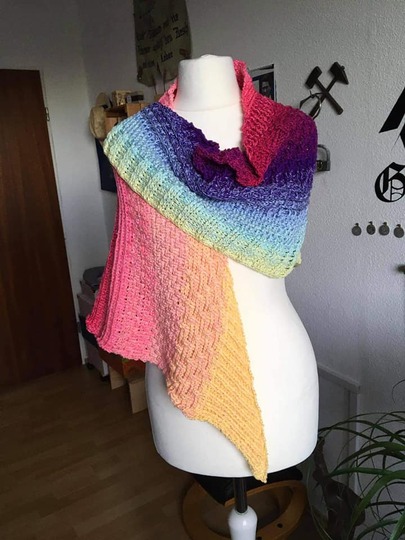 Anleitung Häkeltuch Dreamy ein Zauber aus Reliefstäbchen