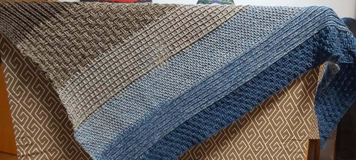 Anleitung Häkeltuch Dreamy ein Zauber aus Reliefstäbchen