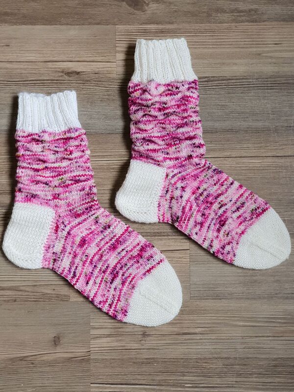 Strickanleitung Falten Socke Amelie Variante 1