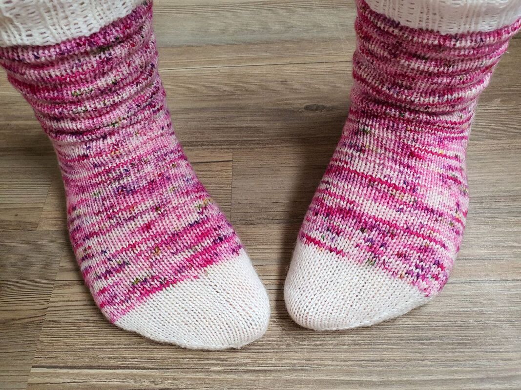 Sparset Strickanleitung Falten Socke Amelie beide Varianten