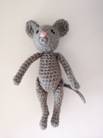 Mäuse mit beweglichen Beinen - Häkelanleitung von NiggyArts