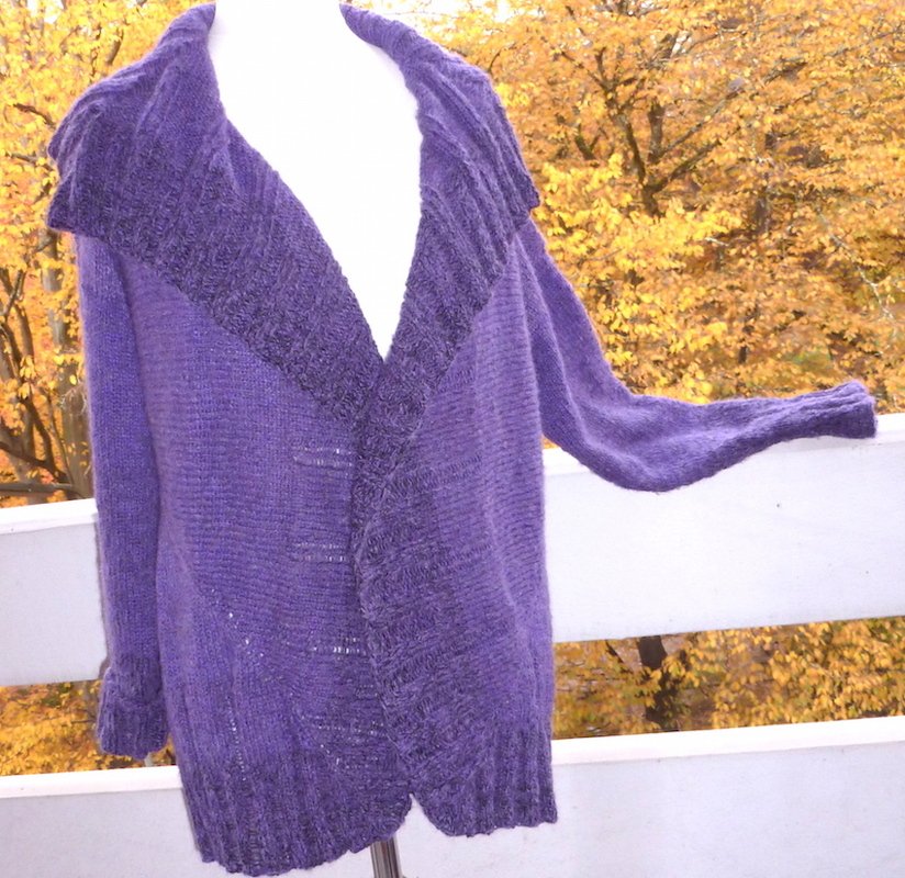 Backing – Strickjacke aus Farbverlaufsgarn