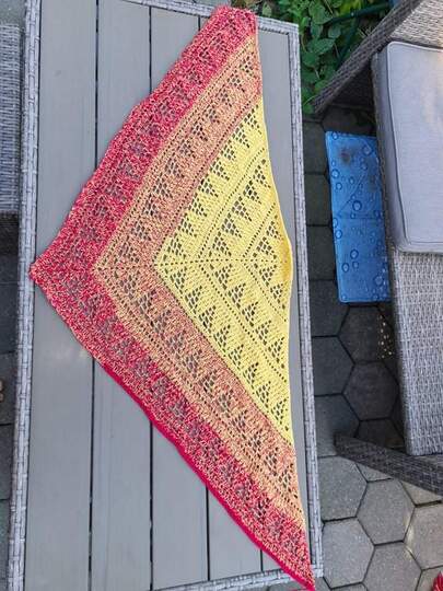 Tuch Helga häkeln Häkeltuch Dreieckstuch